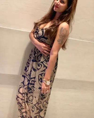 Khuldabad Escort